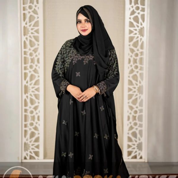 Sayara 𝗣𝗿𝗲𝗺𝗶𝘂𝗺 𝗦𝗮𝗳𝗳𝗿𝗼𝗻 Jafran 𝗙𝗮𝗯𝗿𝗶𝗰𝘀 Abaya Black Colour