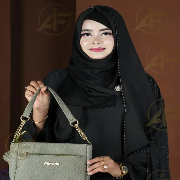 Afia Classic Tote