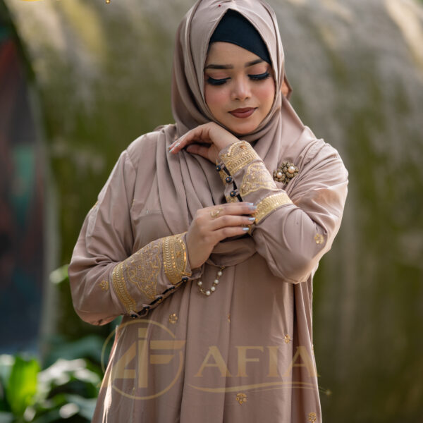 💕Simple Luxury Abaya💕