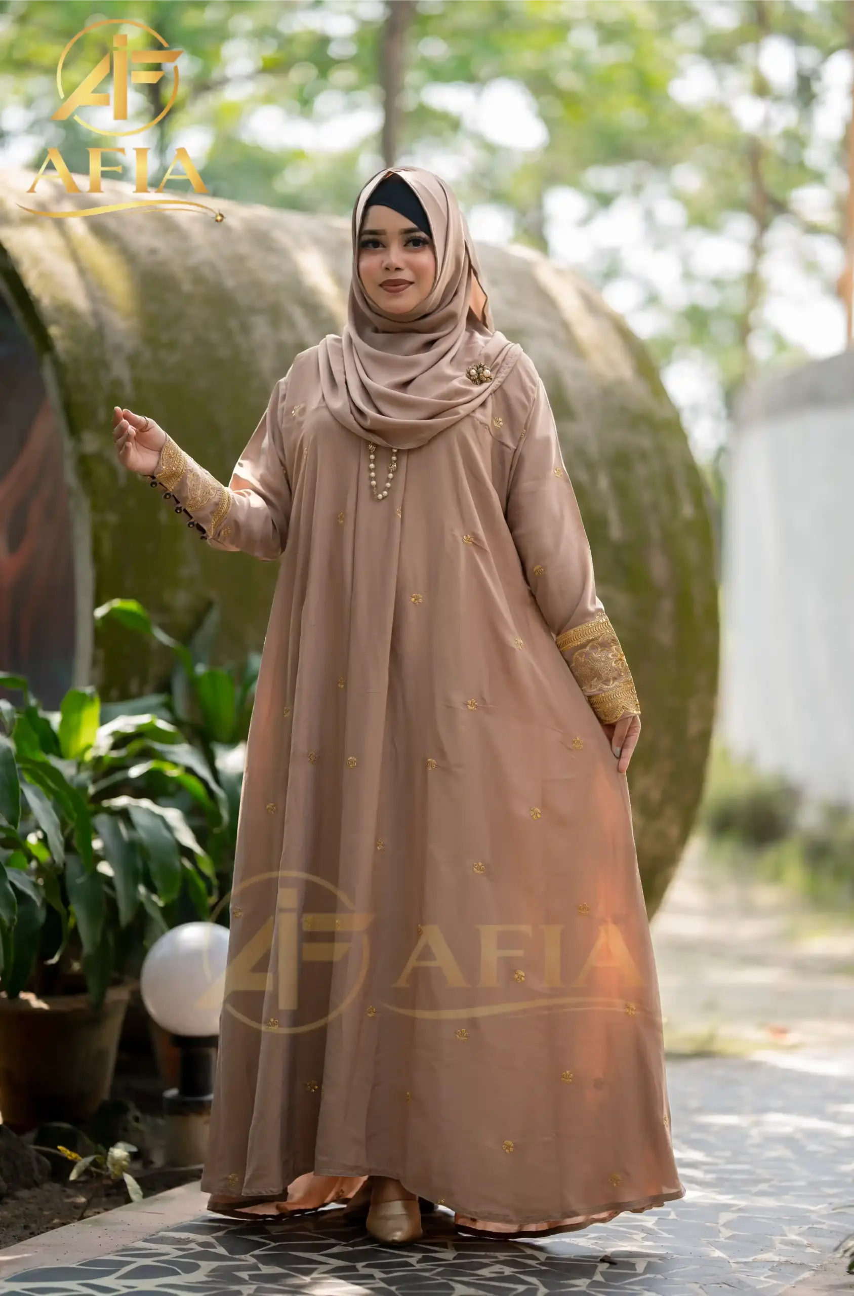 Simple Luxury Abaya Biscotti