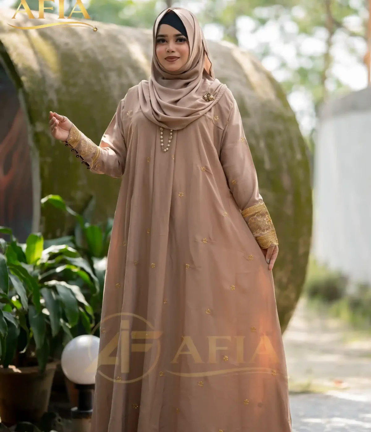 Simple Luxury Abaya Biscotti